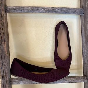 Banana Republic, wine color flats